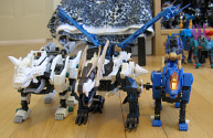 Dekalt with other Zoids for scale